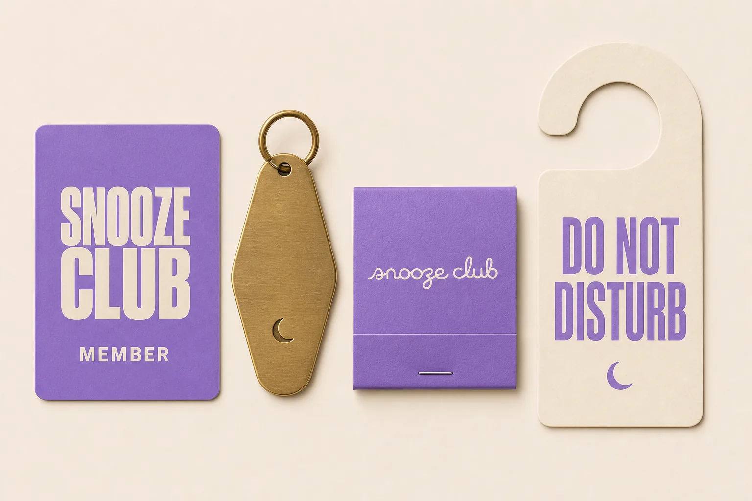 멤버십 소품 플랫레이 — 라일락 멤버 카드, 초승달 각인 브라스 키택, 스크립트 성냥갑, DO NOT DISTURB 도어행어